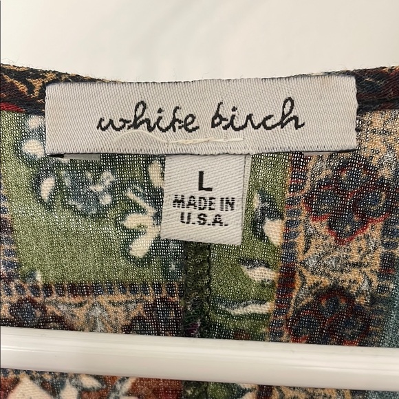 White Birch Brand Women's Multicolor Floral Top - Picture 2 of 6